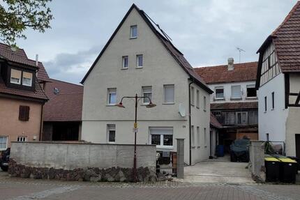 Provisionsfrei Freundliches 4-Zimmer-Einfamilienhaus